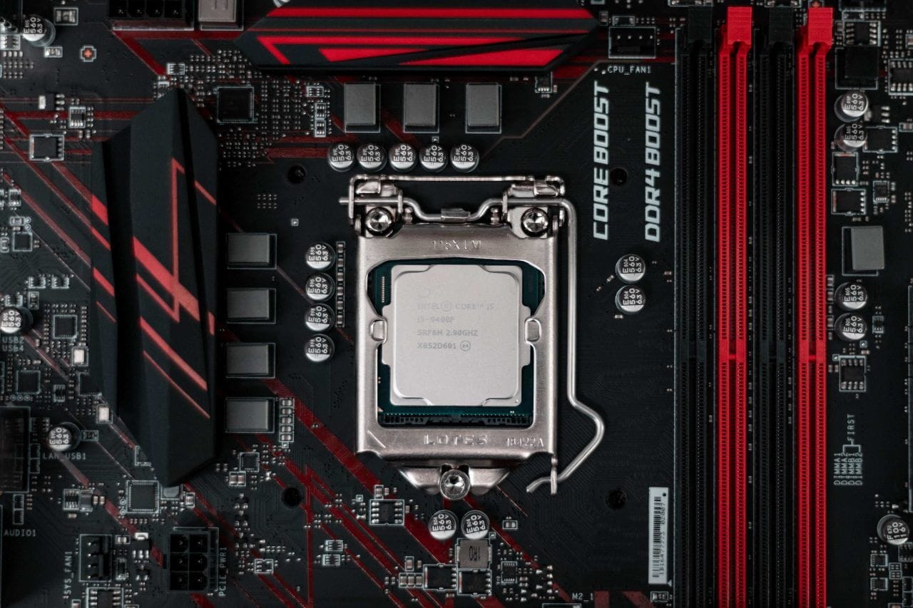 How to Clean a motherboard